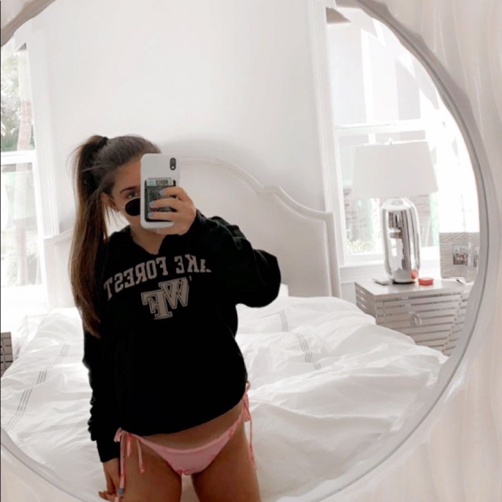 Meet your Posher, Lauren